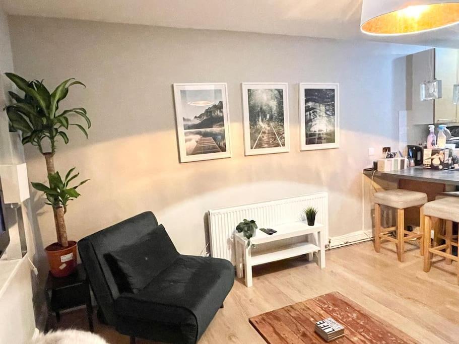*New* Beautiful 2 Bedroom House In Central Location ロンドン エクステリア 写真